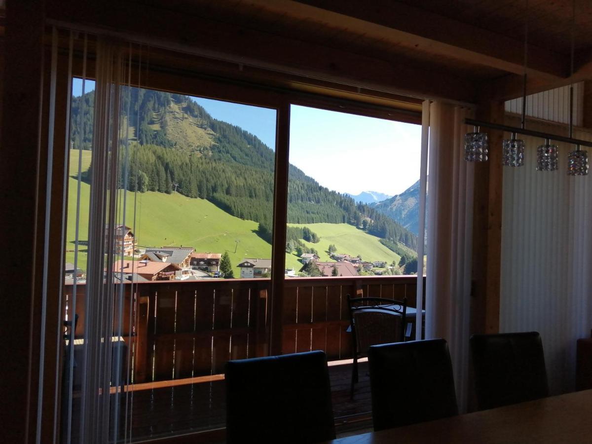Chalet Zur Rose Berwang Exterior photo