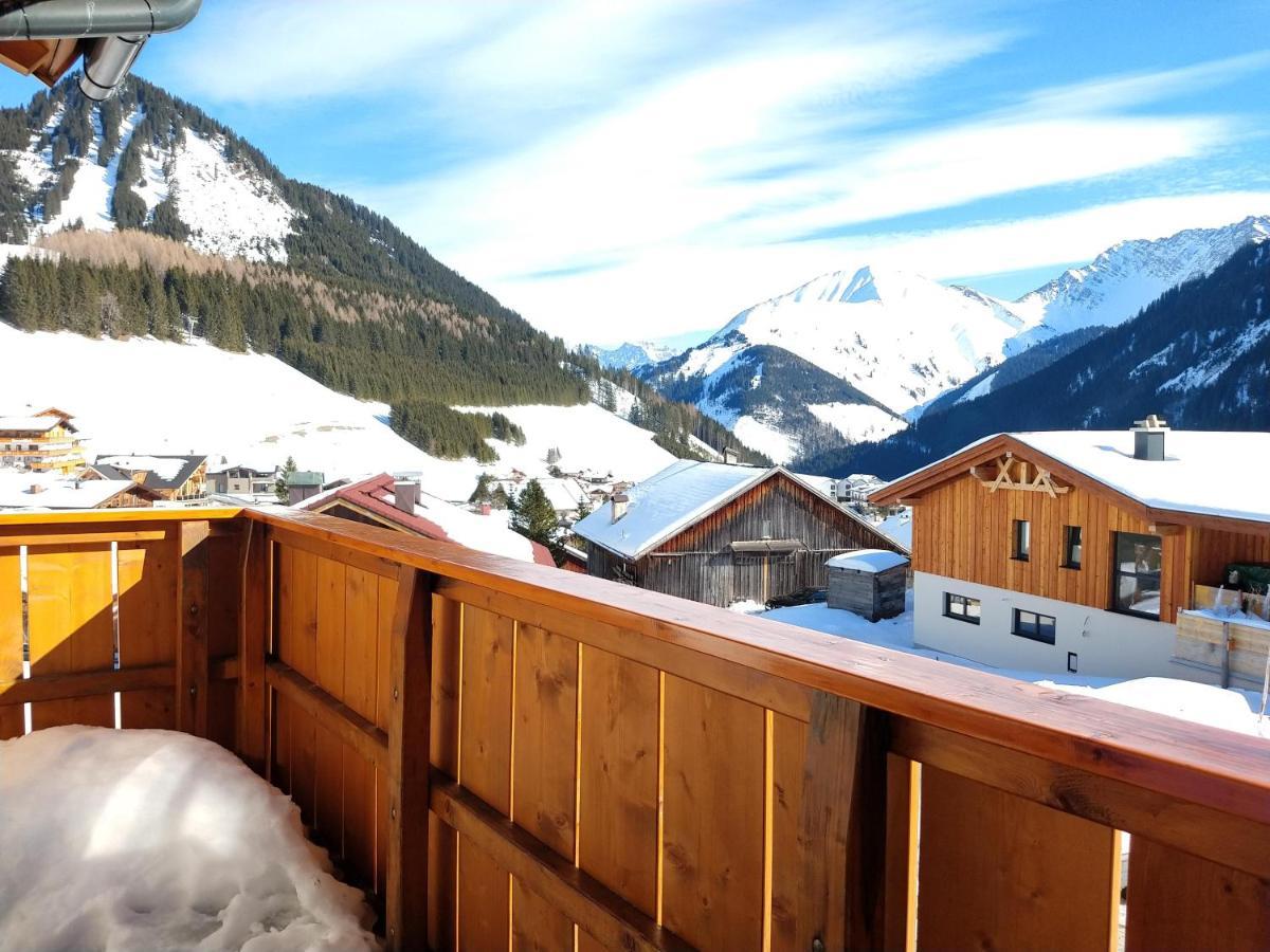 Chalet Zur Rose Berwang Exterior photo
