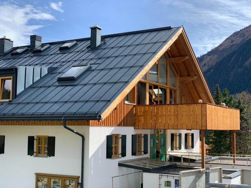 Chalet Zur Rose Berwang Exterior photo